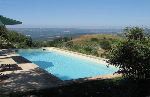 Baschi Villa | Villa Spectacular Lake Views, Private Pool Civitella del Lago, Nr Orvieto & Todi