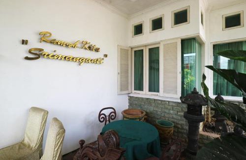 East Jakarta House | Villa Sri Manganti