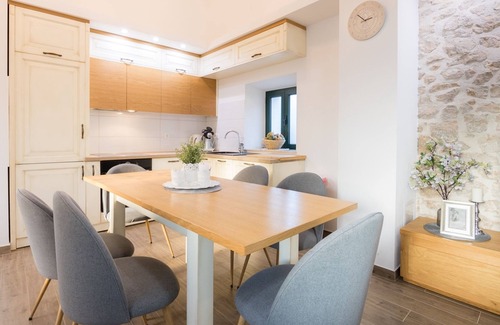 Rascane House | Villa Stipanovi Dvori with heated pooln