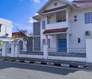 Central Yogyakarta Villa | Villa Sukun
