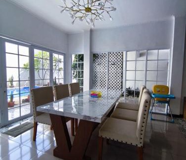 Central Yogyakarta Villa | Villa Sukun