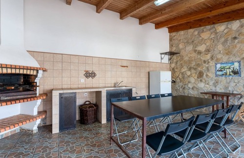 Silves House | Villa Sundays With Pool by LovelyStay