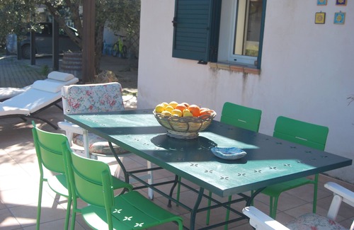 Licata House | Villa surrounded by greenery, a stone's throw from the sea