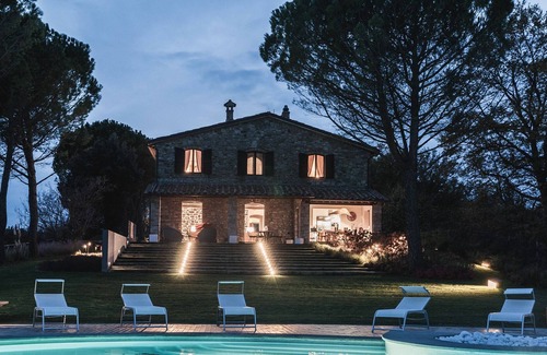 Doglio Villa | Villa Todi - Five Bedroom Villa, Maximum Guests 11