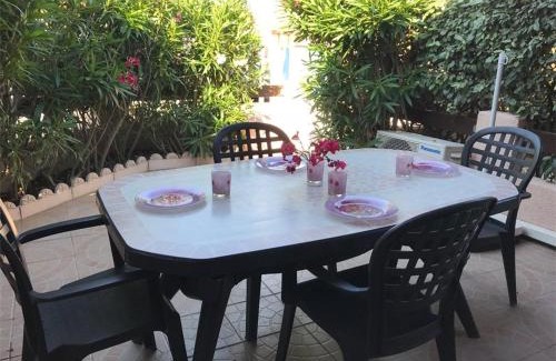 Port Leucate Villa | Villa T2 Mezzanine 6 pers. - Port Leucate, Clim, Terrasse, Proche Plage et Commerces - FR-1-81-552