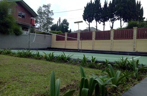 Cisarua Villa | Villa Tebing Puncak Bogor