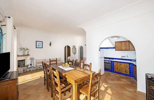 Nocelle Villa | Villa Tecla B: A characteristic two-story villa which faces the sun and the sea, with Free WI-FI.