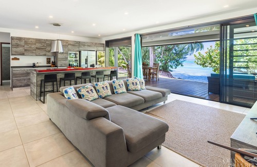 Moorea-Maiao Villa | Villa Tehani - 3BR Beachfront Villa