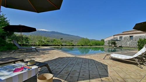 Rovittello Villa | Villa Terre Normanne 16, Emma Villas