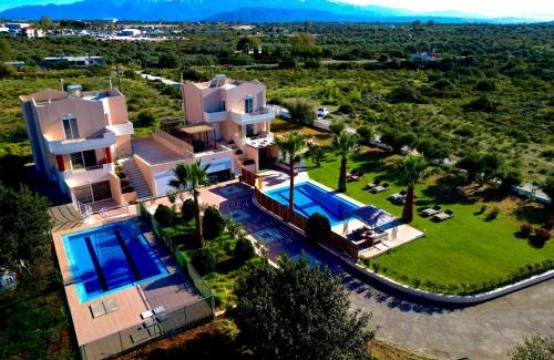 Akrotiri Villa | Villa Thamyris