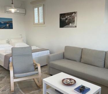 Sifnos Apartment | Villa Thori at Poulati Sifnos 2