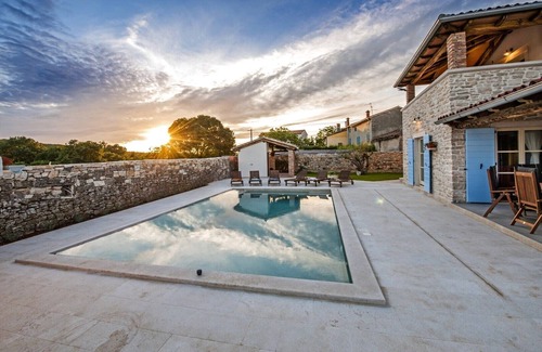 Krmed Villa | Villa Tomani with private pool