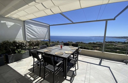 Plage de la Garonnette Villa | Villa Topaze 230m² heated saltwater pool panoramic sea view 8/10 people