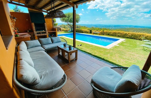 Begur Villa | Villa 'Tres Olivos - Begur' with Mountain View, Wi-Fi and Air Conditioning