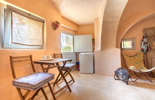Cisternino Villa | Villa Trulli Colle Specchia with Pool, Garden & Open Terrace