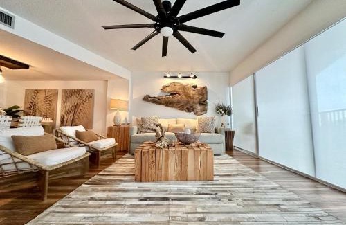 Key Largo Apartment | Villa Valbuena Gem Key Largo 2 Kings Marina Pickleball Tennis 3 Pools Remodeled 2025