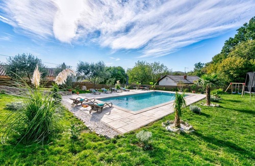 Bribir Cabin | VILLA VALENTINA -Luxury Stay for 8+1 Guests with XXL Pool&Whirlpool