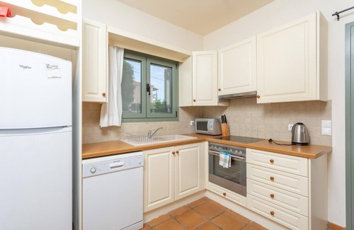 Mousata Villa | Villa Vali - Three Bedroom Villa, Sleeps 8