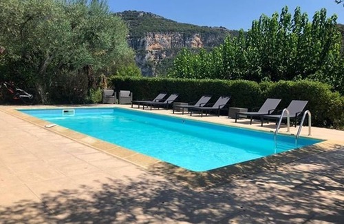 Vallon-Pont-d'Arc House | Villa Vallon-Pont-d'Arc, 4 bedrooms, 8 persons