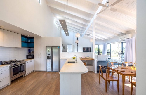 Waiheke Island House | Villa Valmont | Stay Waiheke
