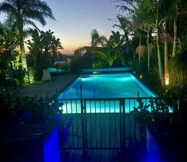 Waiheke Island House | Villa Valmont - Stay Waiheke
