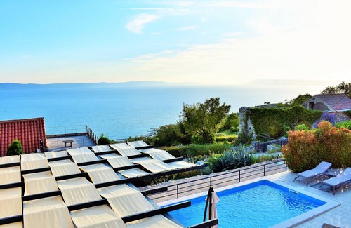 Podgora Villa | Villa Vedran - A Peaceful Retreat with Stunning Sea Views in Podgora
