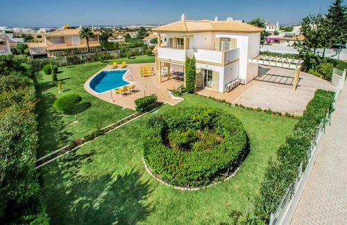 Castelo Villa | Villa Vega - Luxury Villa with a Large garden, Private pool, Air Con, Free Wi-Fi, BBQ