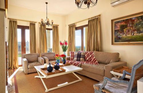 Pissouri Villa | Villa Vikla