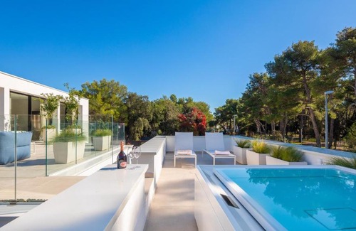Pakostane Villa | Villa Viktoria