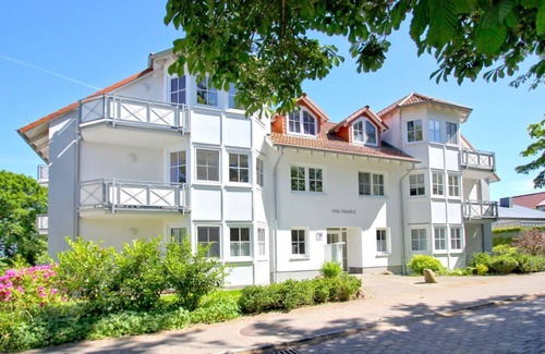 Lauterbach Apartment | Villa Vilmblick - 2-room vacation apartment with sea view from the balcony - Villa