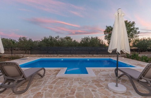 Promina Villa | Villa Vitis ZadarVillas