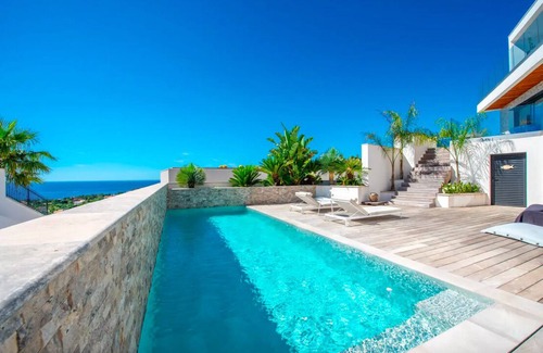 Saint-Aygulf Villa | Villa vue mer - Piscine Chauffée
