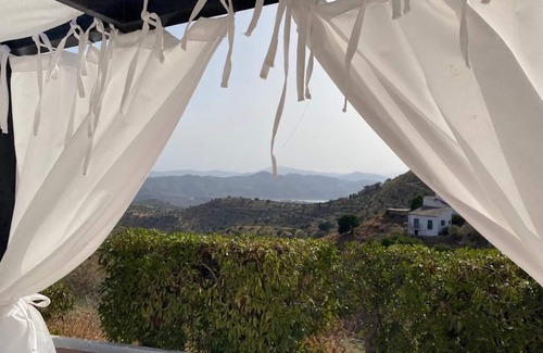 Canillas de Aceituno Villa | Villa with swimming pool, near the sea, for 8 people, fully equipped
