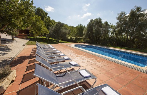 Castellet i la Gornal Cottage | Villa with swimming pool and private garden, near Sitges and Barcelona