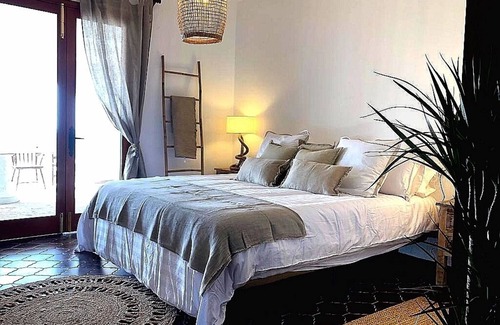 Ciutadella de Menorca Ski Chalet | VILLA WITH POOL AND SEA VIEW/ACCESS