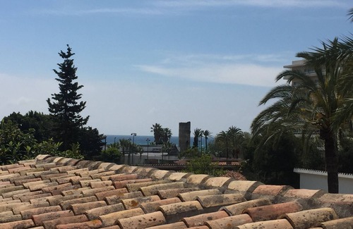 New Golden Mile Villa | Villa with Heated Pool and Jacuzzi close to Puerto Banus and Beach