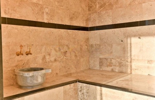 Uzumlu Apartment | Villa with Jacuzzi, Hammam, Sauna and Pool in Kas