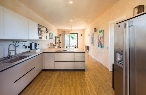 Marina di Modica Villa | Villa with pool, on the sea in Marina di Modica
