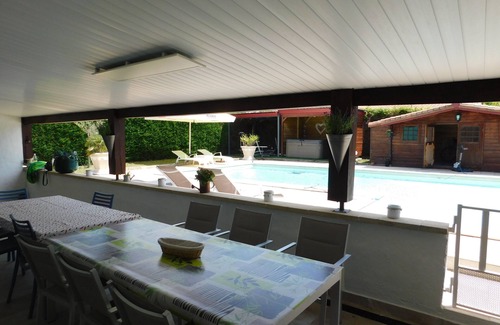 Soustons Villa | Villa with pool open veranda 40m2 5minutes downtown 5km from the sea