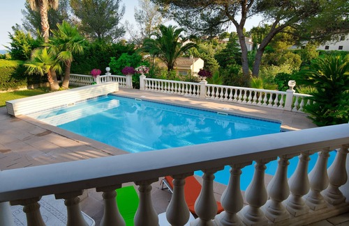 Saint-Aygulf Villa | Villa with Pool small sea view/1km from the beach