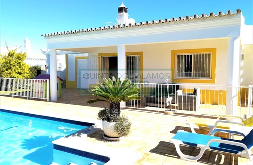 Guia Villa | Villa with private pool