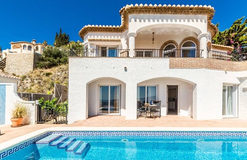 Salobrena Villa | Villa with private pool and amazing views