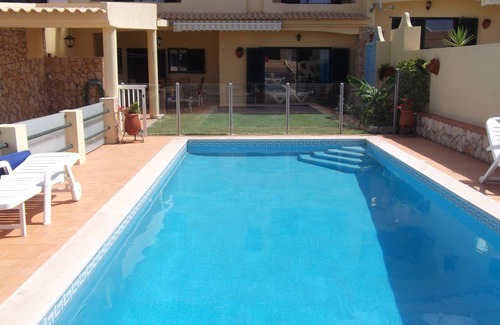 Urbanizacao dos Calicos House | Villa with Private Pool near the Center and the Beach