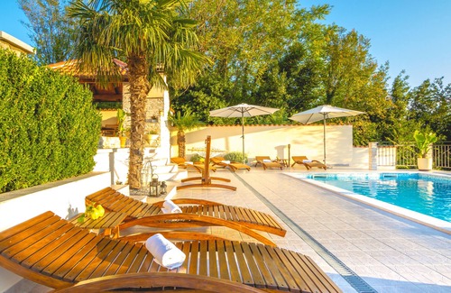 Vinodolska opcina House | Villa with private pool in green oasis, only 3 km from the sea