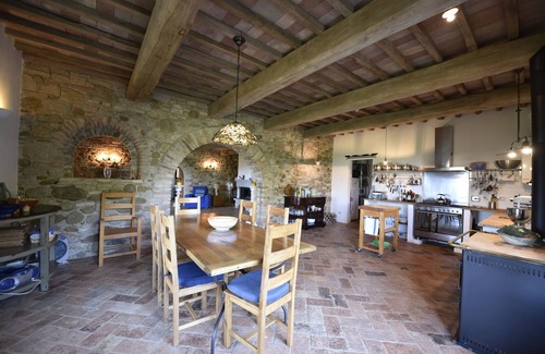 Umbertide Villa | Villa with private pool and panoramic views on Tuscany/Umbria border