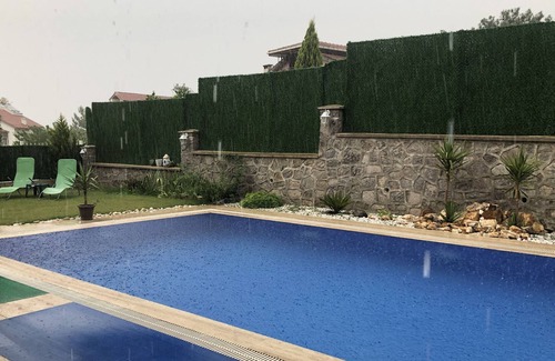 Kemalpasa Villa | VILLA WITH PRIVATE POOL