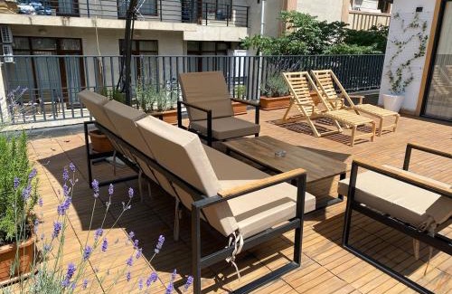 Vera Villa | Villa with rooftop hot tub