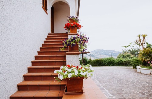 Capodarco Villa | Villa with swimming pool in the countryside with sea view