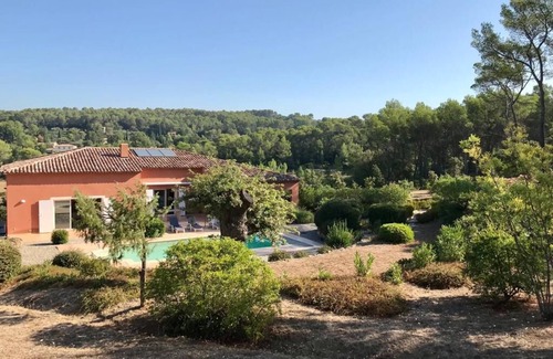 Lorgues Villa | Villa with swimming pool in a quiet natural park