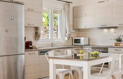 Mantzavinata Villa | Villa Xi Sunset - Three Bedroom Villa, Sleeps 6
